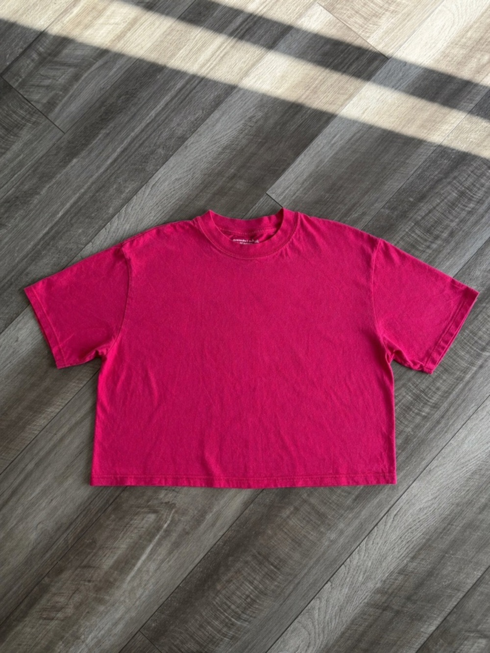 Abercrombie & Fitch Relaxed Fit Cropped T-Shirt Magenta Women’s Size L Soft